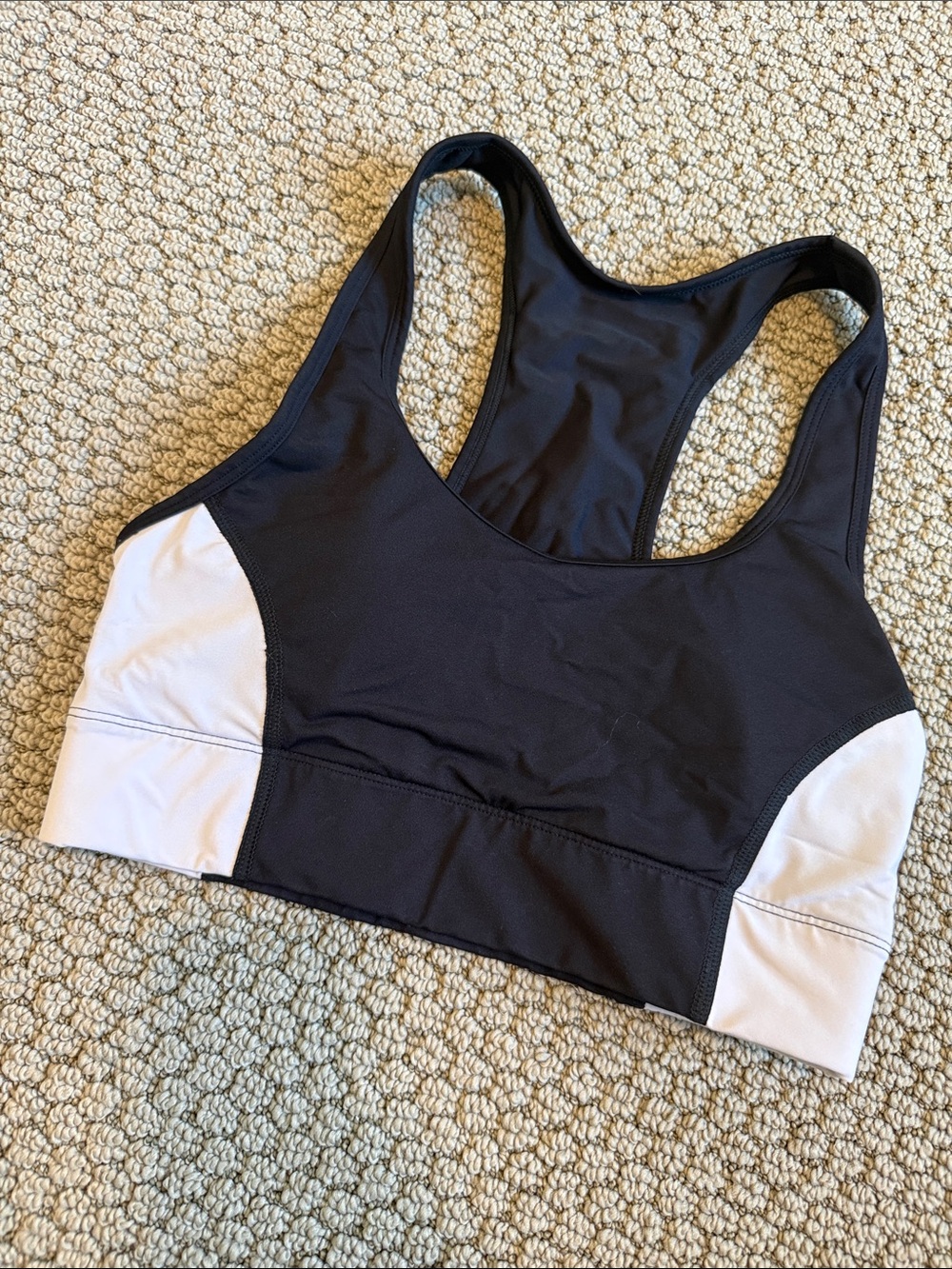 Fabletics On-The-Go Medium Impact Sports Bra - black and white, Size S